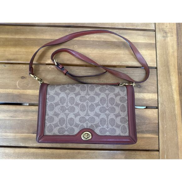 COACH 1941 Riley Crossbody Bag in Signature Leather Gift Authentic Handbag - Picture 1 of 11